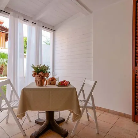 בית אירוח Casa Nostra פולה